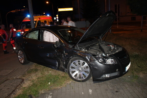 Uszkodzony pojazd Opel