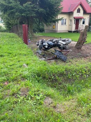 uszkodzony motocykl