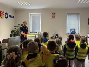 dzielnicowy opowiadający o pracy policjanta